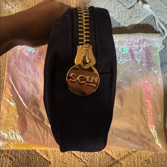 OOAK Stoney Clover Lane Taylor Swift Heart Hands Sapphire Small Pouch - Picture 5 of 5